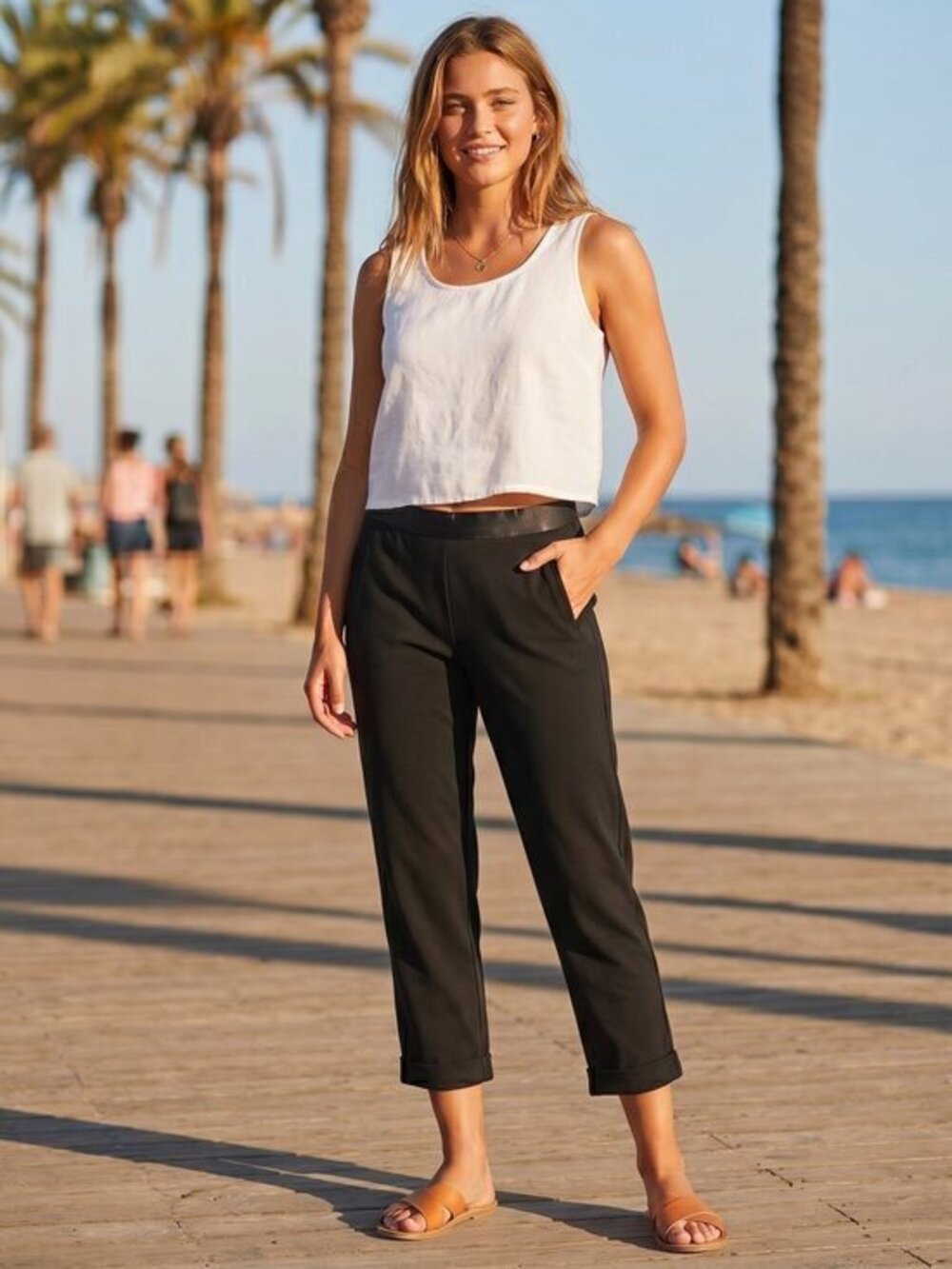 Bailey 44 women’s black cropped soft pants size large